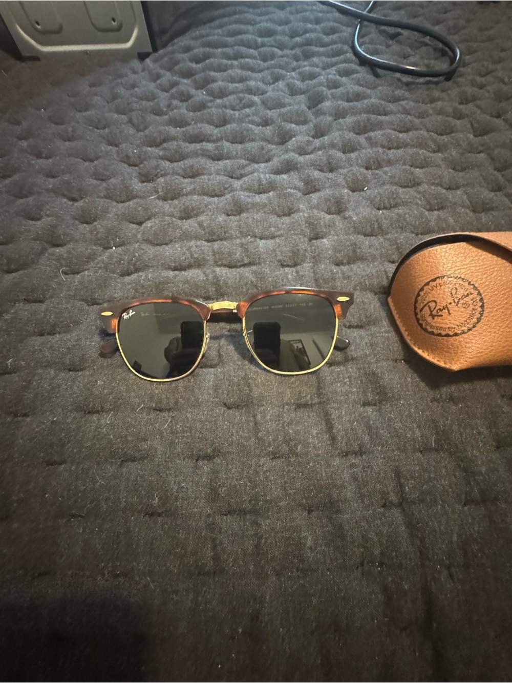 Ray-Ban Clubmaster Sunglasses - Tortoise and Gold Frame with Black Lenses